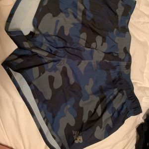 Like New new balance shorts